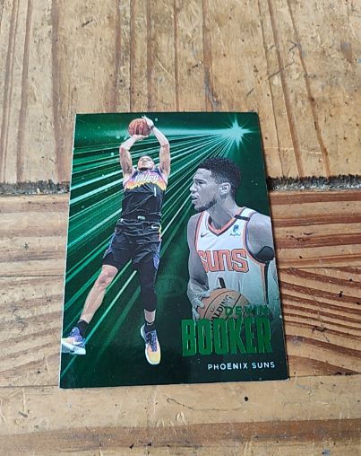 2020-21 Panini Chronicles Essentials #234 Devin Booker — front