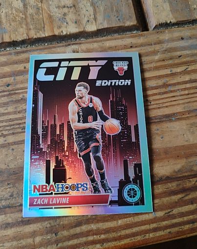 2023-24 Panini NBA Hoops Premium Stock City Edition #17 Zach LaVine — front