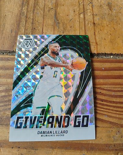 2023-24 Panini Mosaic #2 Damian Lillard — front