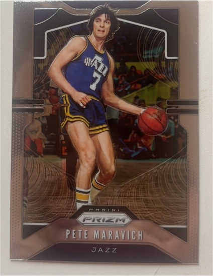 2019-20 Panini Prizm #17 Pete Maravich — front