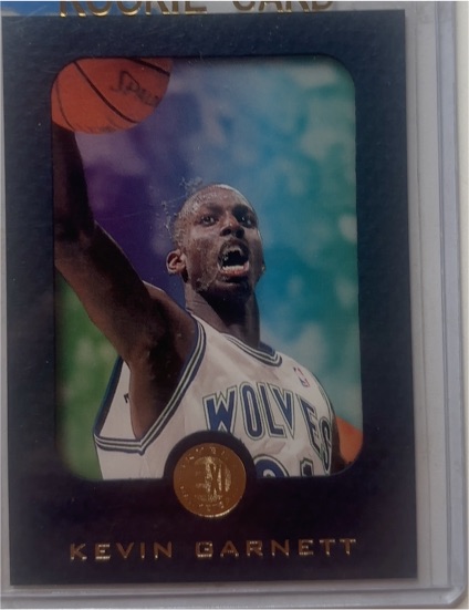 1995-96 Skybox E-XL #49 Kevin Garnett Rookie — front