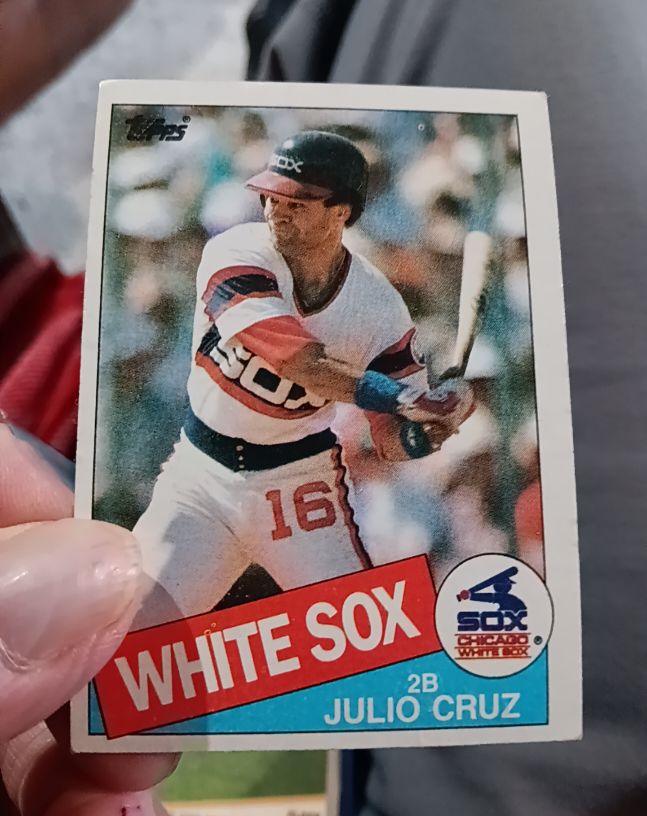1985 Topps #749 Julio Cruz — front