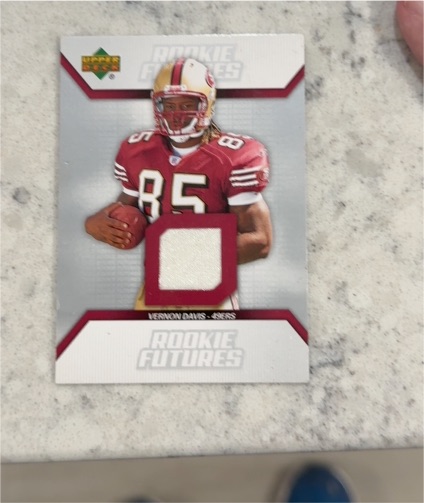 2006 Upper Deck Rookie Futures #RF-VD Vernon Davis — front