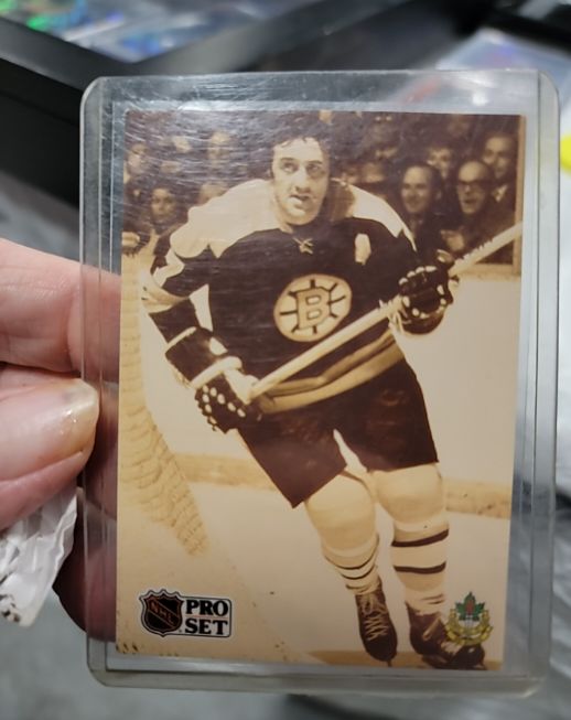 1991 Pro Set #594 Phil Esposito — front