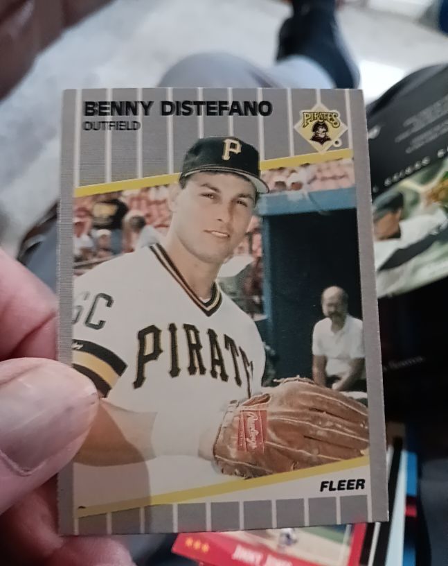 1989 Fleer #205 Benny Distefano — front
