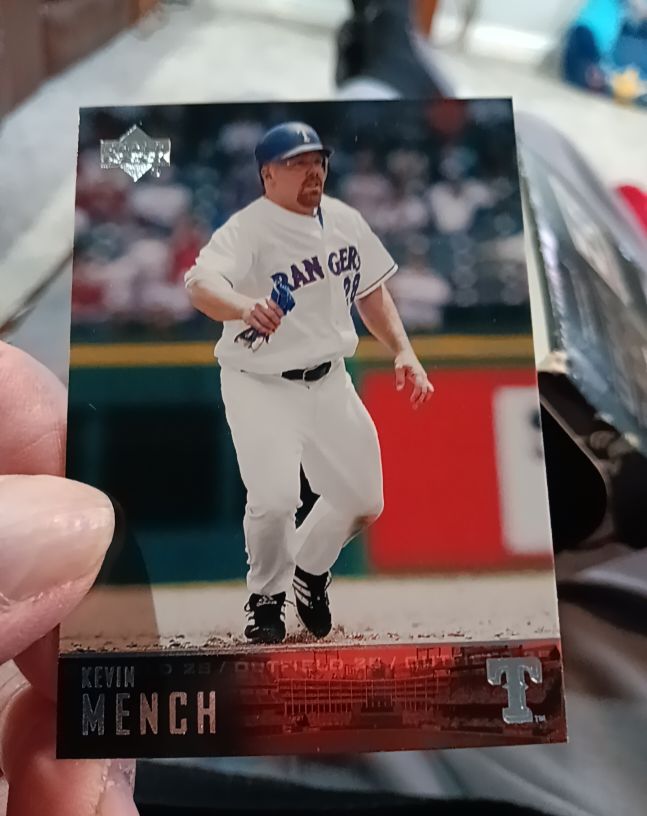 2004 Upper Deck #87 Kevin Mench — front