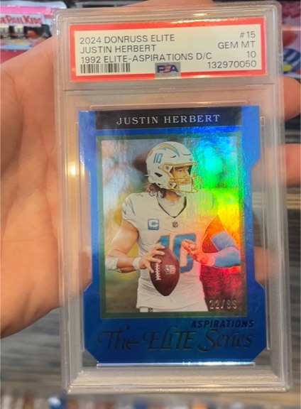 2024 Donruss Elite #15 Justin Herbert — front