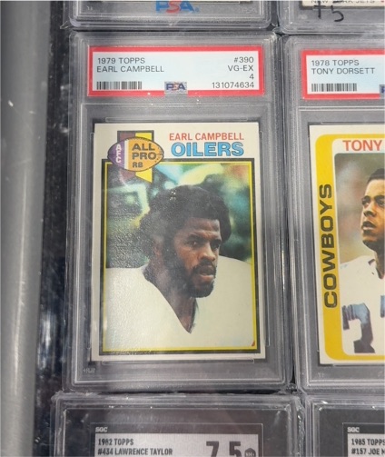 1979 Topps #390 Earl Campbell — front