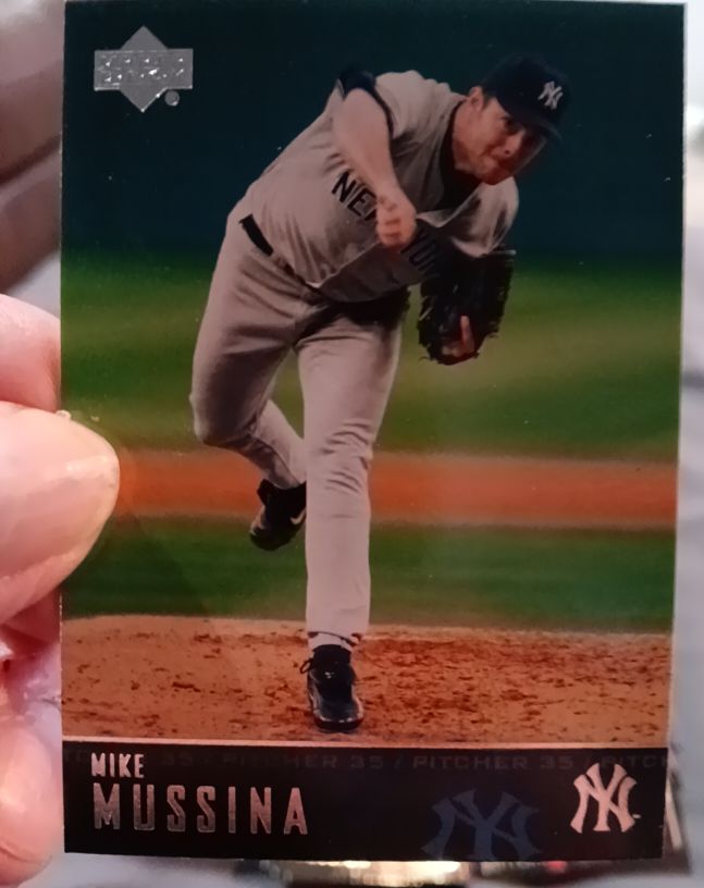 2004 Upper Deck #133 Mike Mussina — front