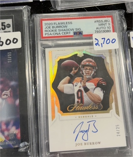 2020 Panini Flawless #RSSJBU Joe Burrow Rookie Shadow Signatures — front