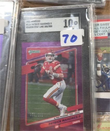 2021 Donruss #116 Patrick Mahomes II Season Stat Line — front