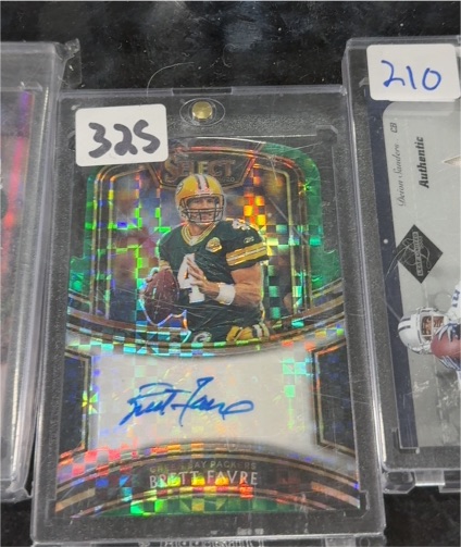 2020 Panini Select #325 Brett Favre — front