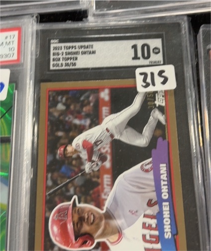 2022 Topps Update #69 Shohei Ohtani — front
