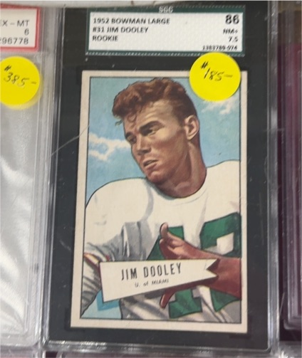 1952 Bowman Large Football #31 Jim Dooley — front