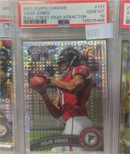 2011 Topps Chrome #131 Julio Jones — front