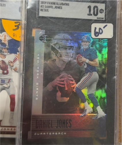 2019 Panini Illusions #2 Daniel Jones — front