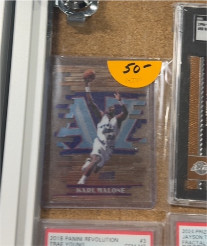 1997-98 Topps Stadium Club Triumvirate #T7B Karl Malone — front