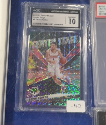 2020-21 Panini Mosaic #46 Devin Booker Center Stage — front