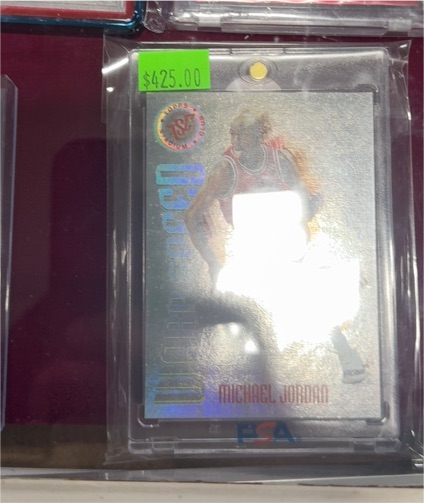 1993 Topps #250 Michael Jordan — front