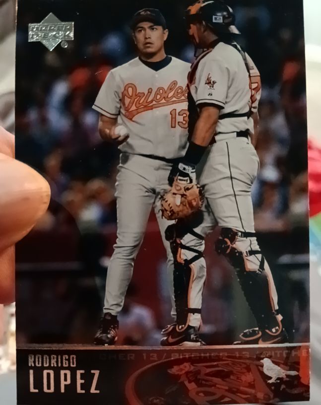 2004 Upper Deck #80 Rodrigo Lopez — front