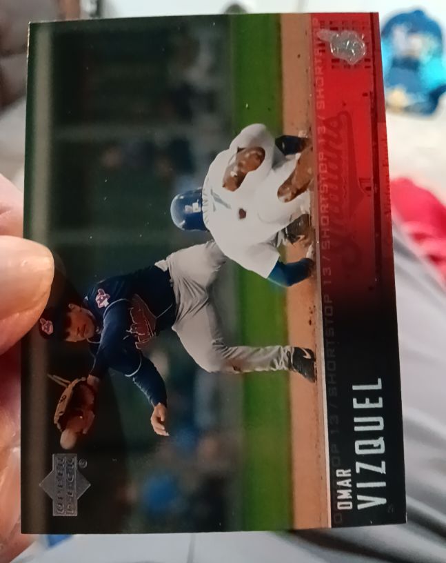 2004 Upper Deck First Pitch #13 Omar Vizquel — front