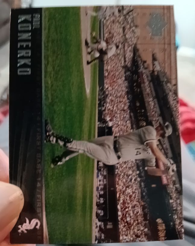 2004 Upper Deck First Pitch #123 Paul Konerko — front
