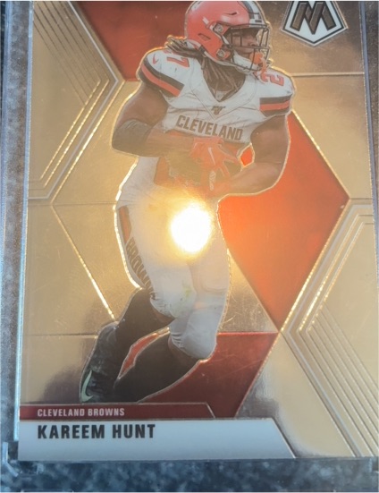 2020 Panini Mosaic #57 Kareem Hunt — front