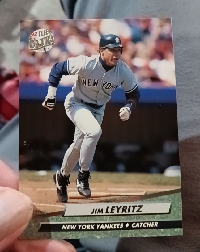 1992 Fleer Ultra #412 Jim Leyritz — front