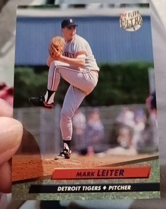 1992 Fleer Ultra Mark Leiter — front