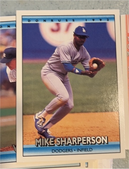 1992 Donruss #526 Mike Sharperson — front