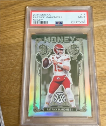 2024 Panini Mosaic #17 Patrick Mahomes II Money — front