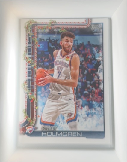 2025-26 Topps Holiday #H93 Chet Holmgren — front