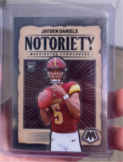 2024 Panini Mosaic #19 Jayden Daniels Notoriety — front