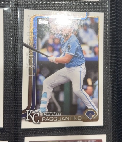 2025 Topps Series 1 #349 Vinnie Pasquantino Kansas City Royals — front