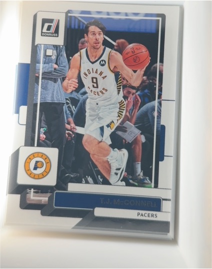 2022-23 Panini Donruss #51 T.J. McConnell — front