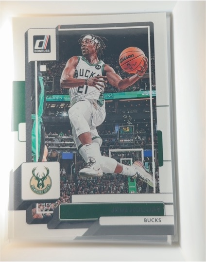 2022-23 Donruss #55 Jrue Holiday Milwaukee Bucks — front