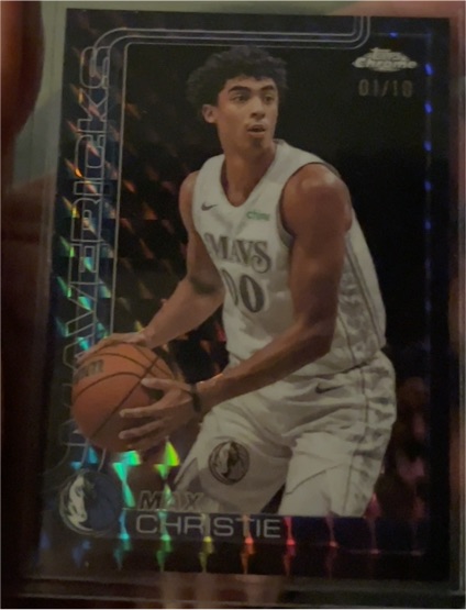 2025-26 Topps Chrome #33 Max Christie — front