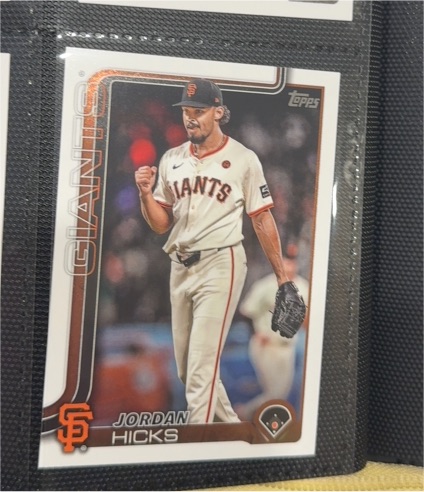 2025 Topps Series 2 #520 Jordan Hicks — front