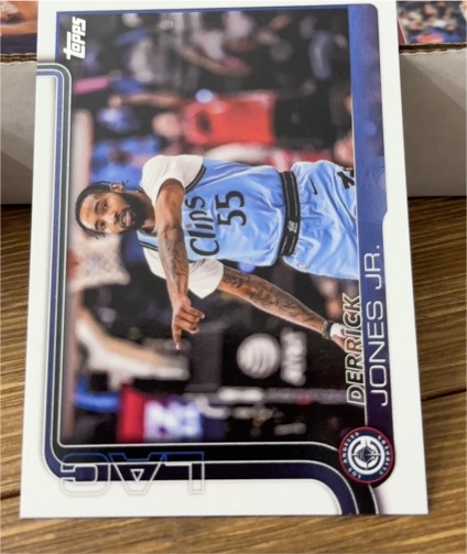 2025-26 Topps #148 Derrick Jones Jr. — front