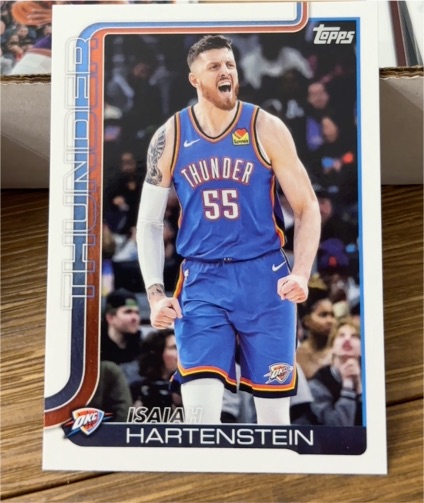 2025-26 Topps #120 Isaiah Hartenstein — front