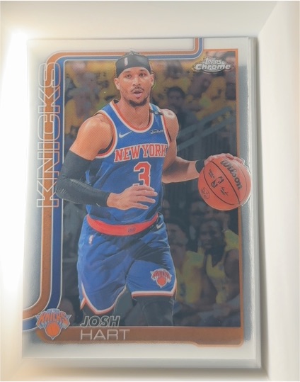 2025-26 Topps Chrome #160 Josh Hart — front