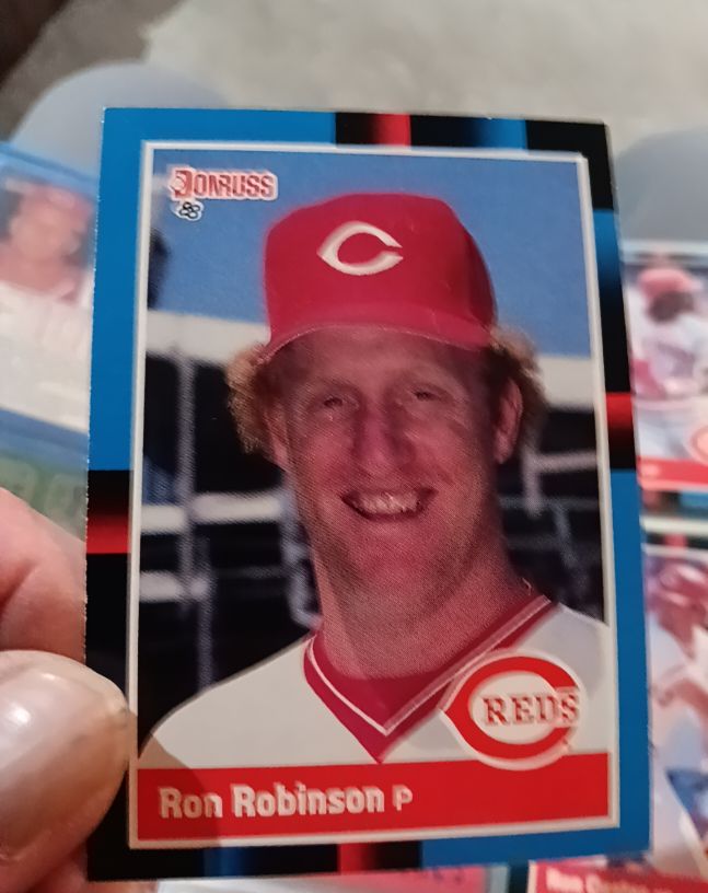 1988 Donruss #166 Ron Robinson Cincinnati Reds — front