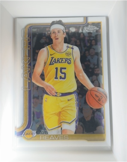 2025-26 Topps Chrome #126 Austin Reaves — front