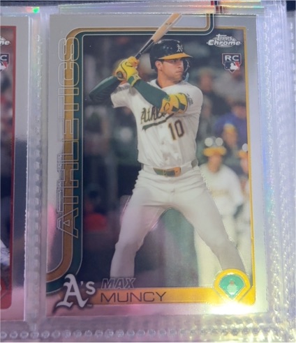 2025 Topps Chrome #221 Max Muncy — front