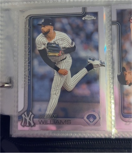 2025 Topps Chrome #153 Devin Williams — front