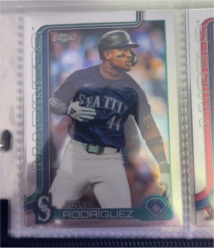 2025 Topps Chrome #261 Julio Rodriguez — front