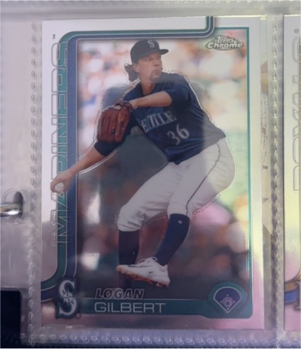 2025 Topps Chrome #11 Logan Gilbert — front