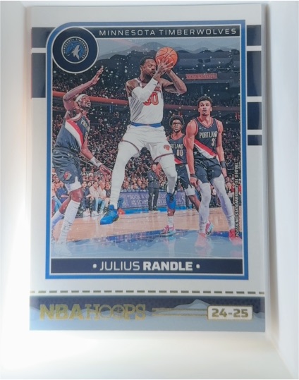2024-25 Panini NBA Hoops #89 Julius Randle — front