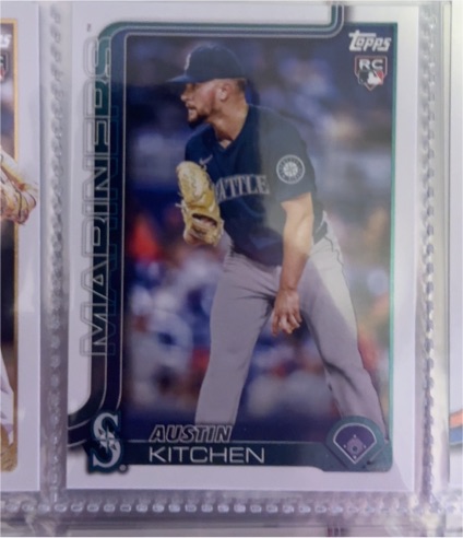 2025 Topps Update Series #US320 Austin Kitchen — front