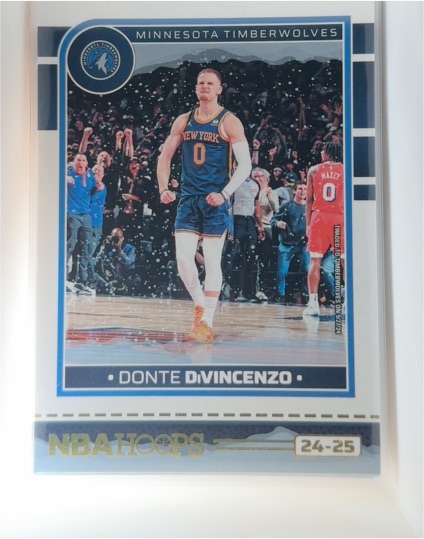 2024-25 Panini NBA Hoops #51 Donte DiVincenzo — front
